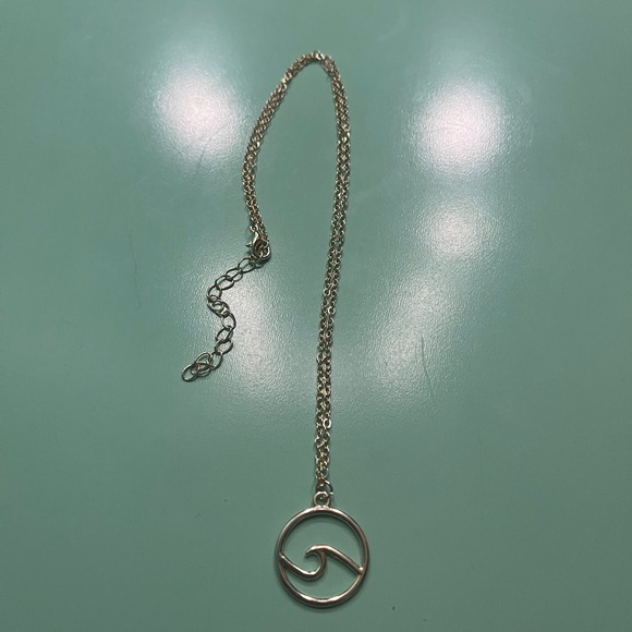 Wave Necklace - Picture 1 of 3